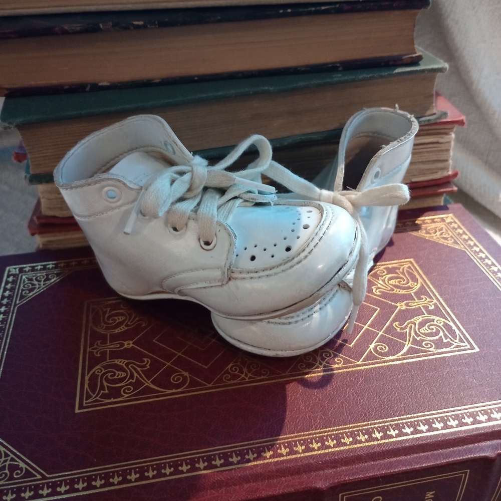 Vintage White Kids Shoes